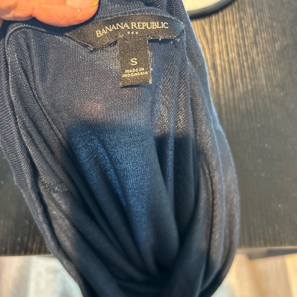 Banana republic sweater size small - Picture 3 of 3